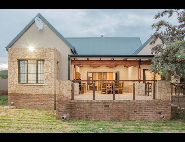 4 BEDROOM GOLF ESTATE FOR SALE IN EUPHORIA GOLF ESTATE